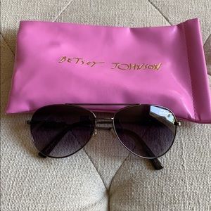 Betsey Johnson Sunnies